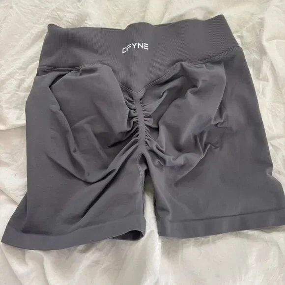 DFYNE Gray Compression Scrunch Impact Activewear Gym Women's Grey Medium Shorts